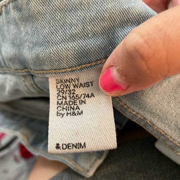 H&M Light Wash Low Waist Skinny Jeans size 29 - Picture 5 of 5